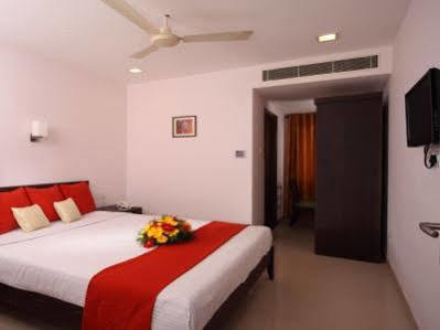 Hotel Green Dreams Kochi Exterior photo